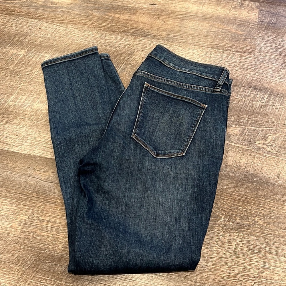 Gap Denim Curvy True Skinny Jeans.